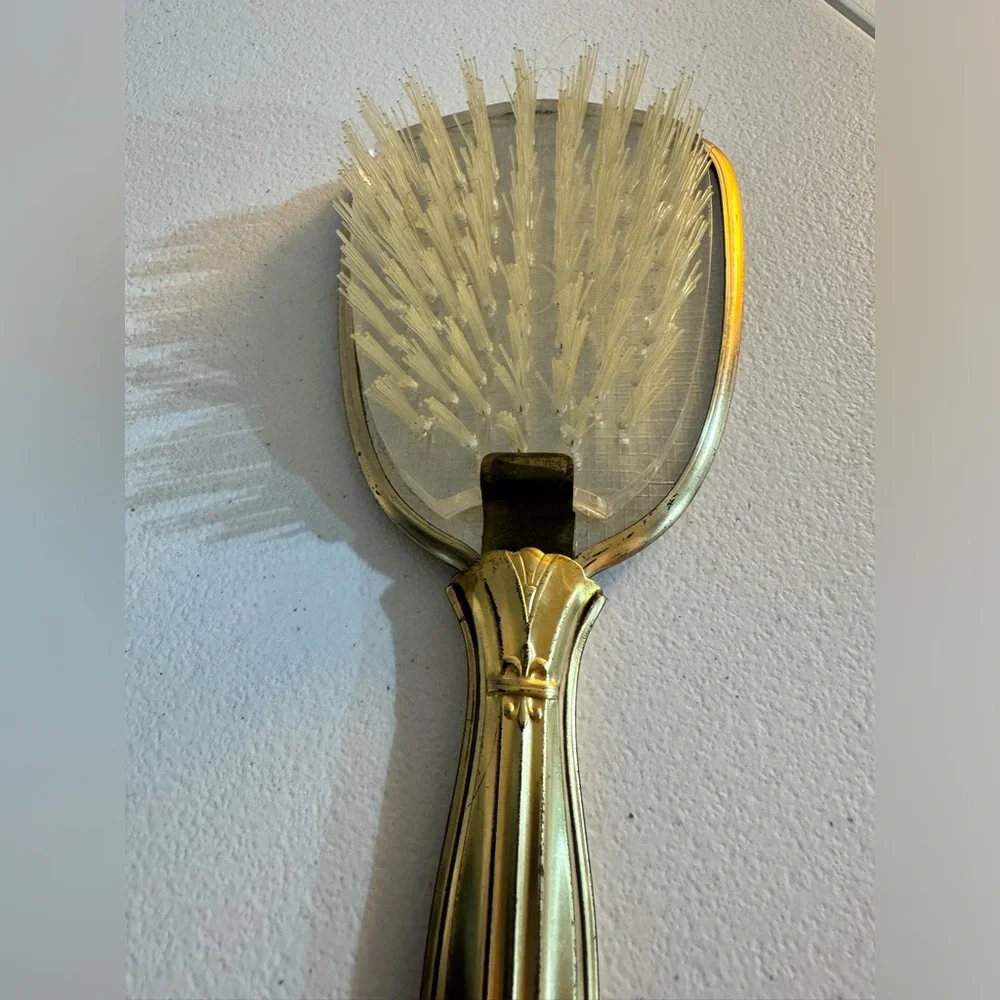 Vintage Vanity Hair Brush‎ Gold Tone w/Flowers Preowned Condition